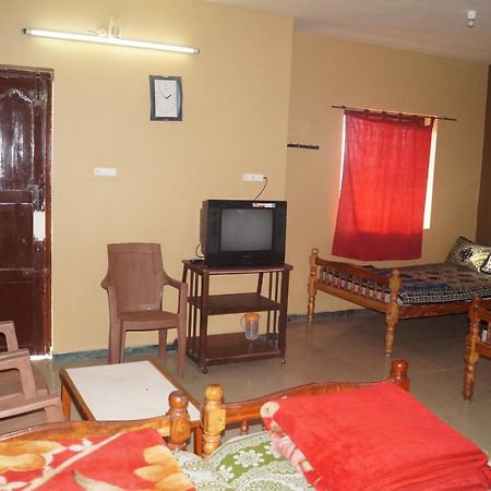 Wins Rooms Vālpārai Zewnętrze zdjęcie