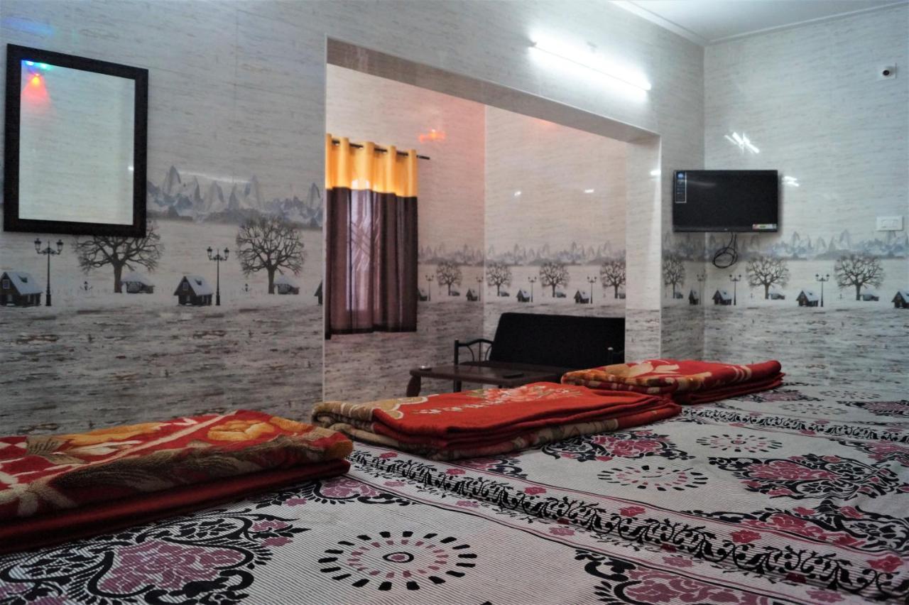 Wins Rooms Vālpārai Zewnętrze zdjęcie