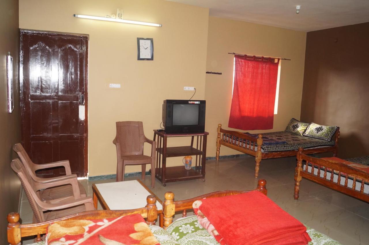 Wins Rooms Vālpārai Zewnętrze zdjęcie